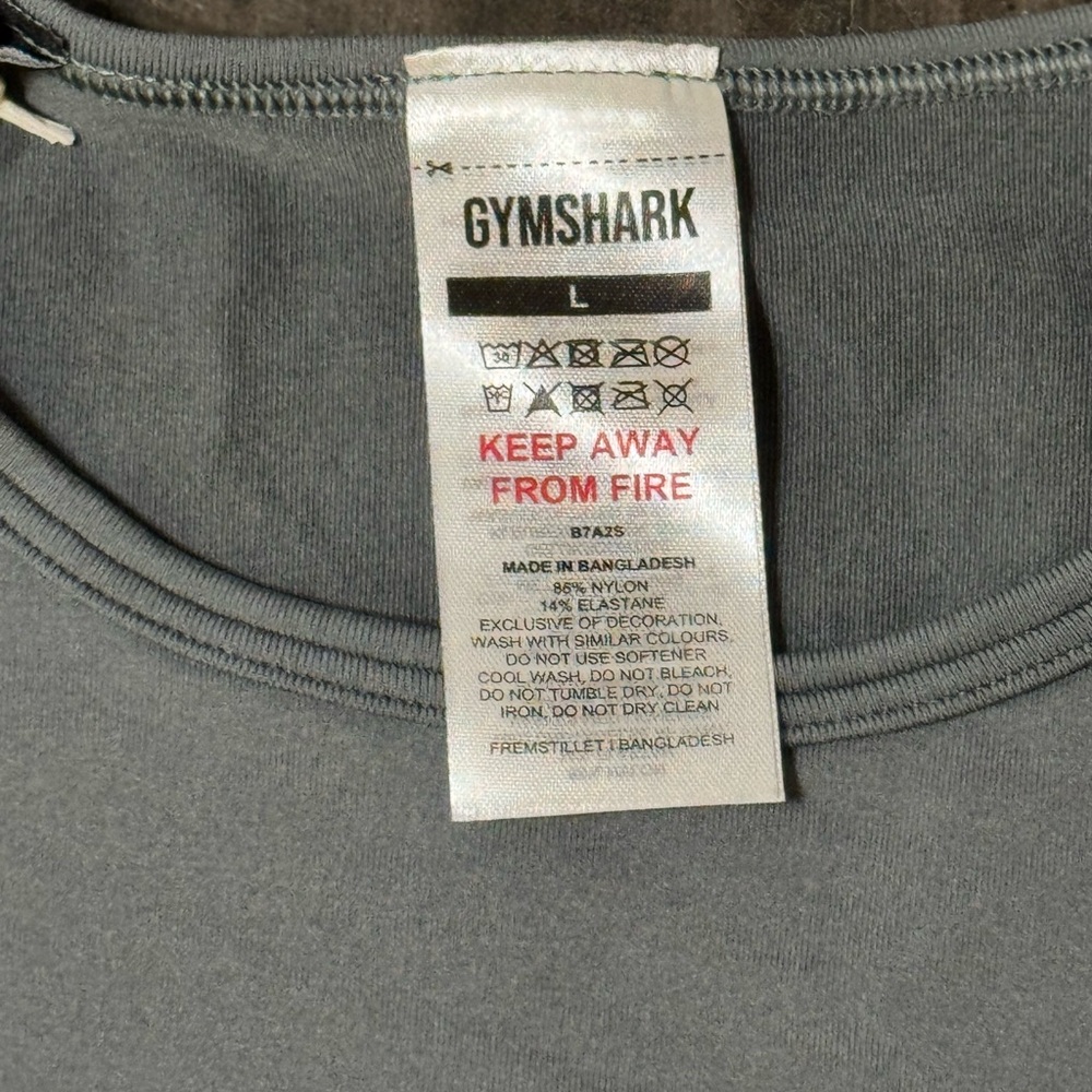 Gymshark Everyday Seamless Long Sleeve
Crop Top NWT - Picture 3 of 4
